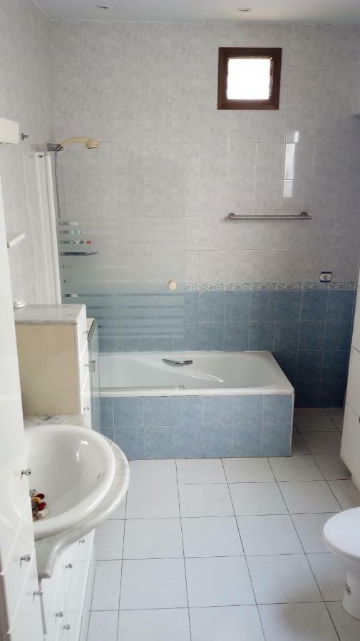 Cosy Double Room + Private Bathroom Sevilla Center Exterior foto